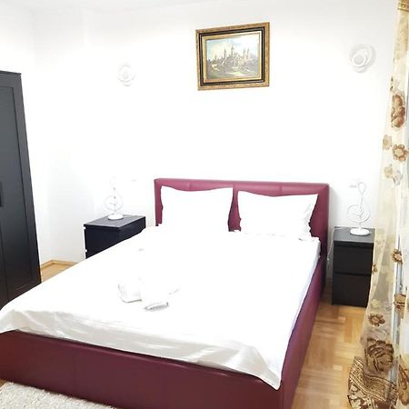Apartment Mega Mall Monza National Arena Bukares Bagian luar foto