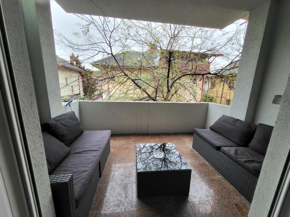 Apartment Mega Mall Monza National Arena Bukares Bagian luar foto