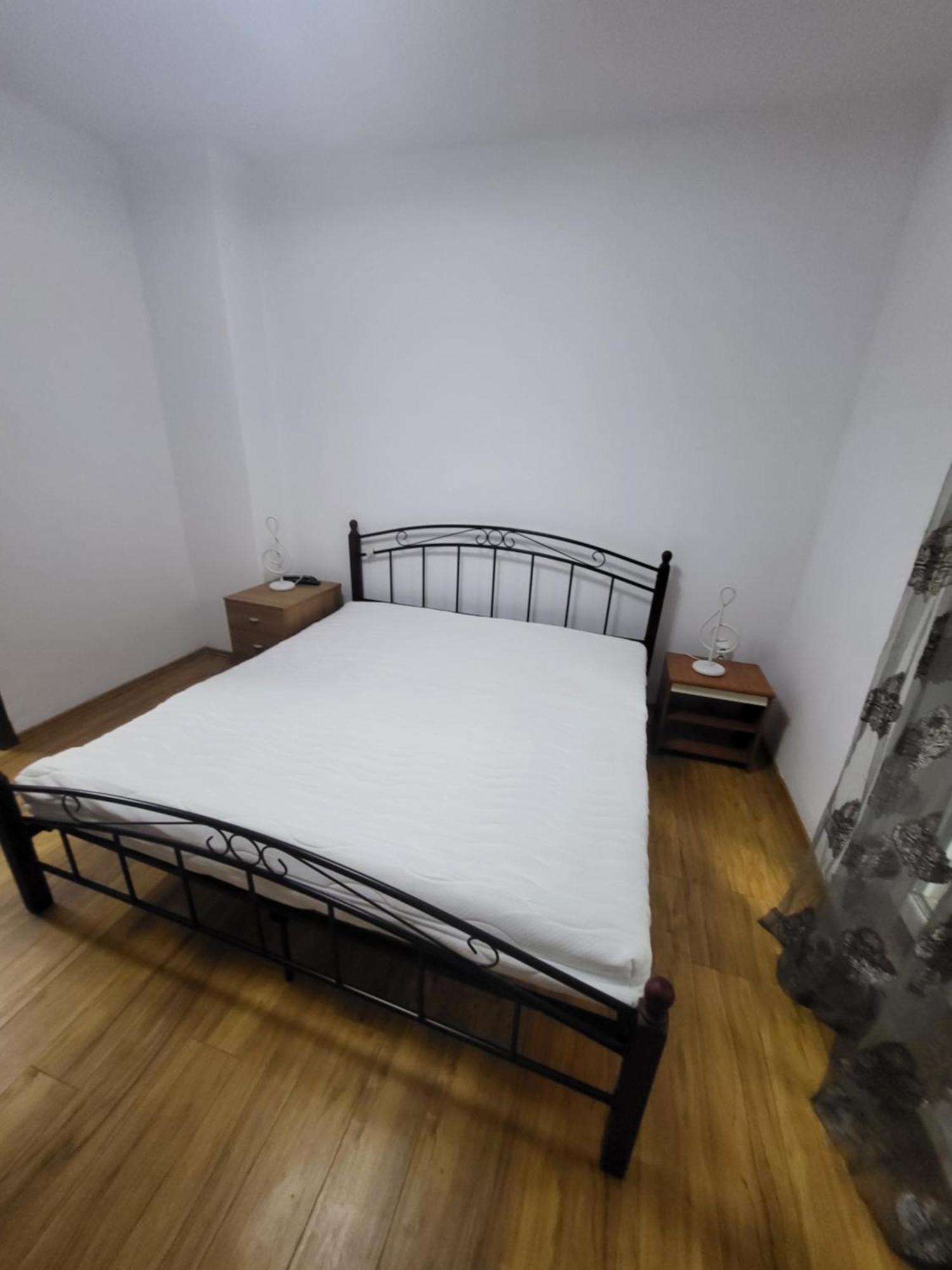 Apartment Mega Mall Monza National Arena Bukares Bagian luar foto
